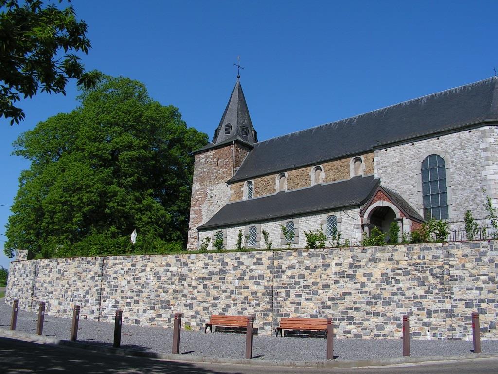 Florée - Eglise Sainte-Geneviève ©OTA.JPG